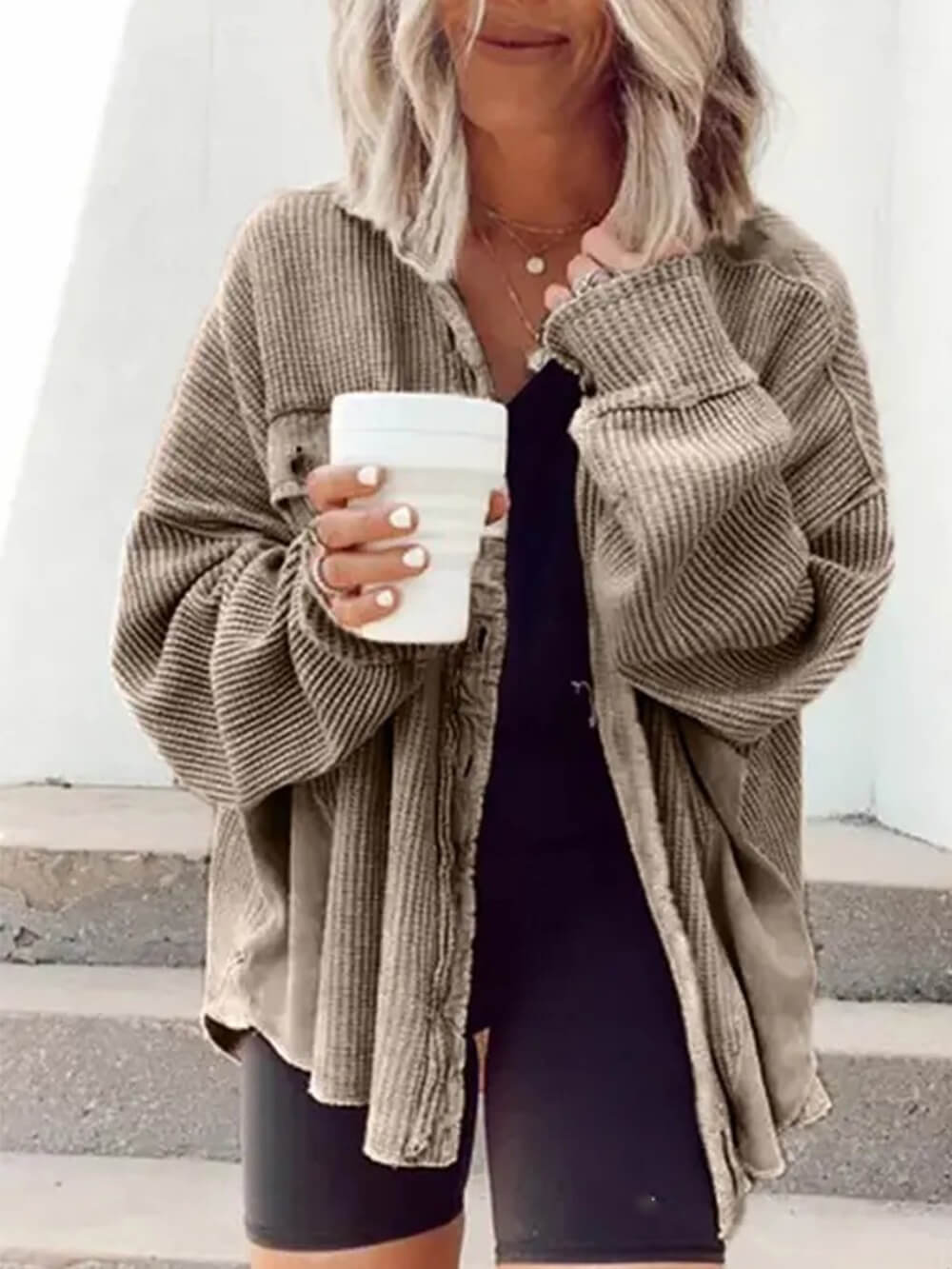 Veste boutonnée en velours côtelé sur le haut