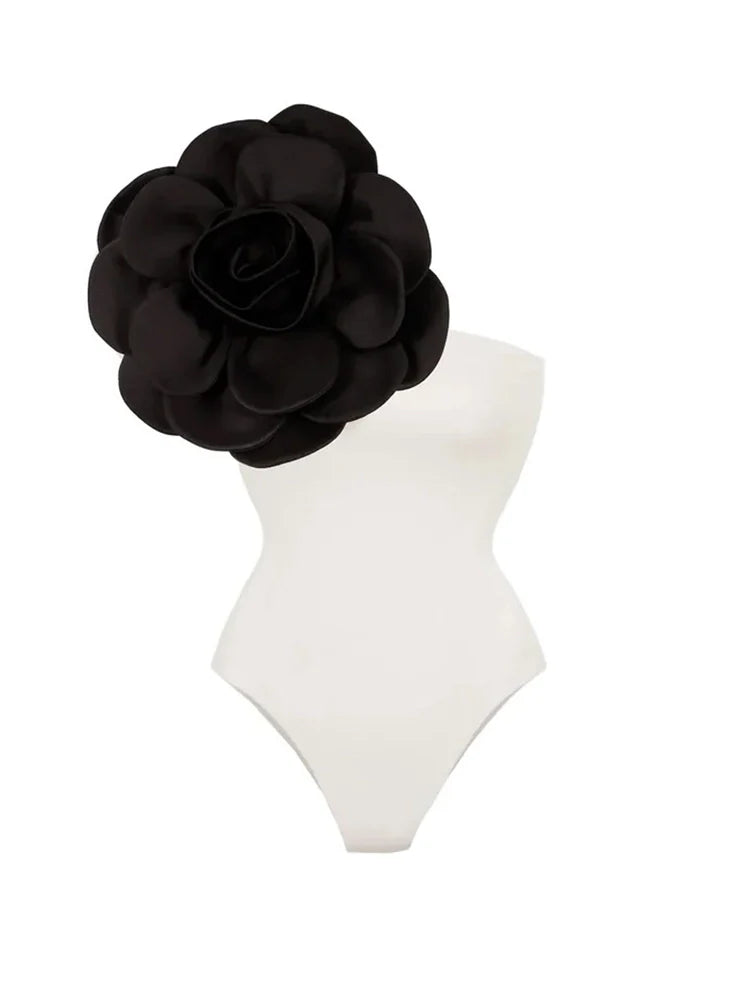 Maillot de bain uni à motif floral 3D