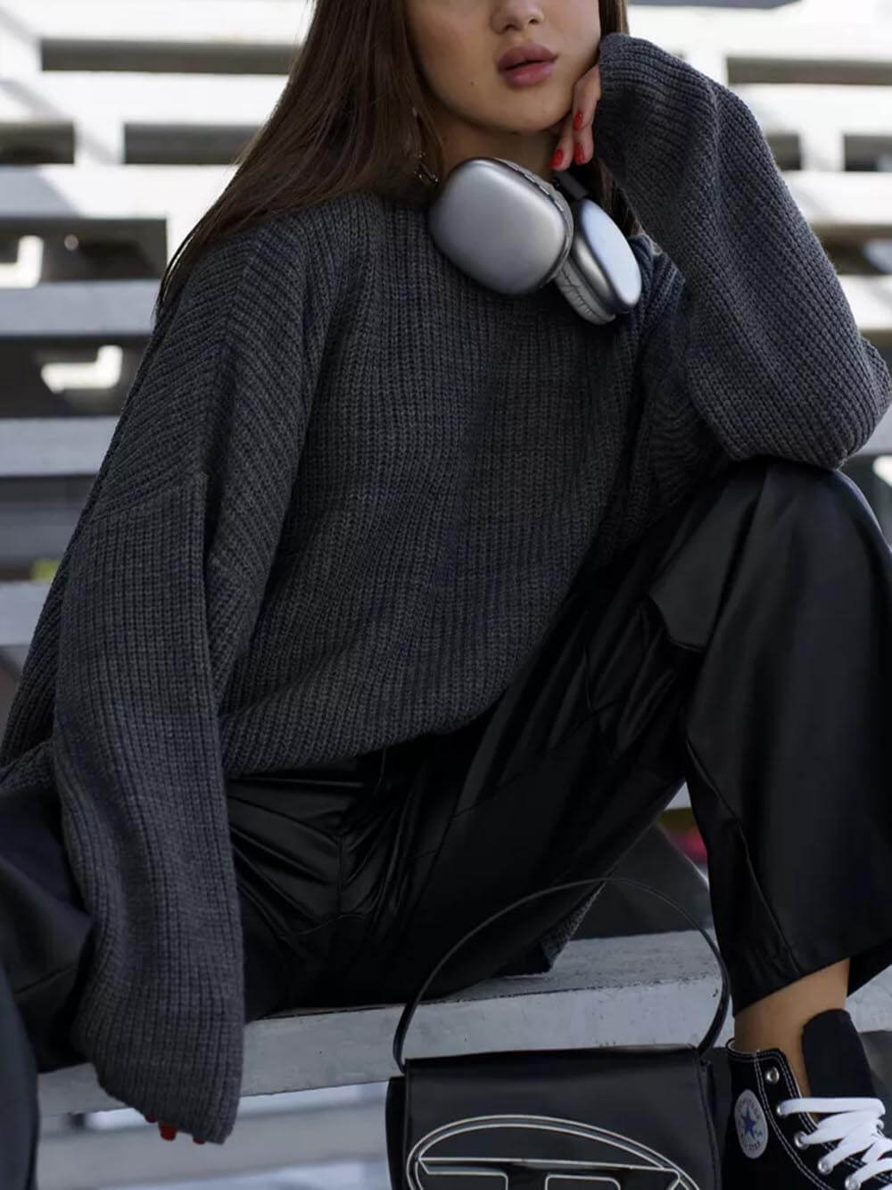 Pull classique à col rond uni