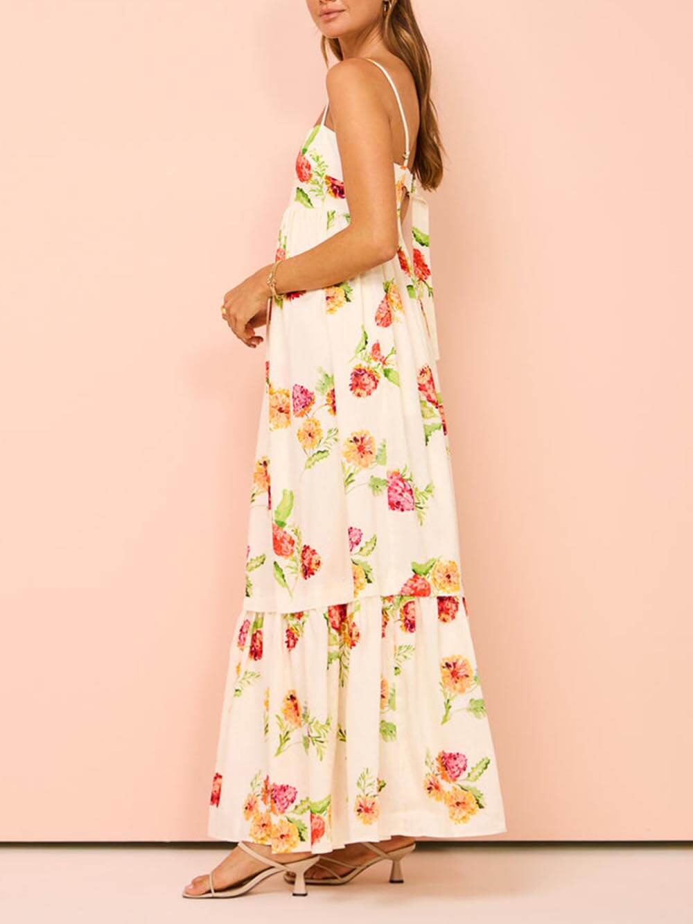 Robe maxi extra maxi à imprimé floral unique, dos nu et col halter