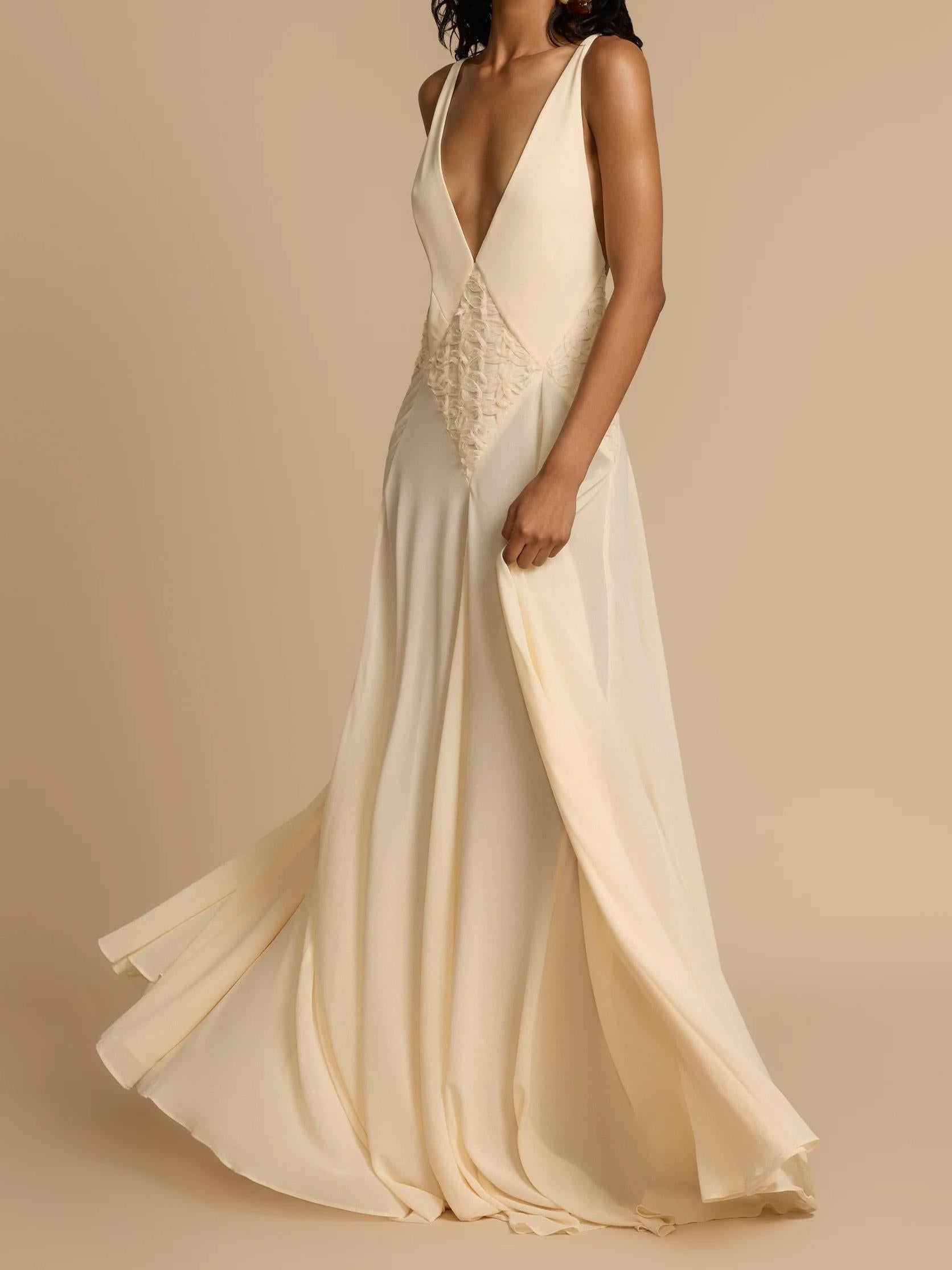 Robe longue Lavinia à décolleté plongeant en V