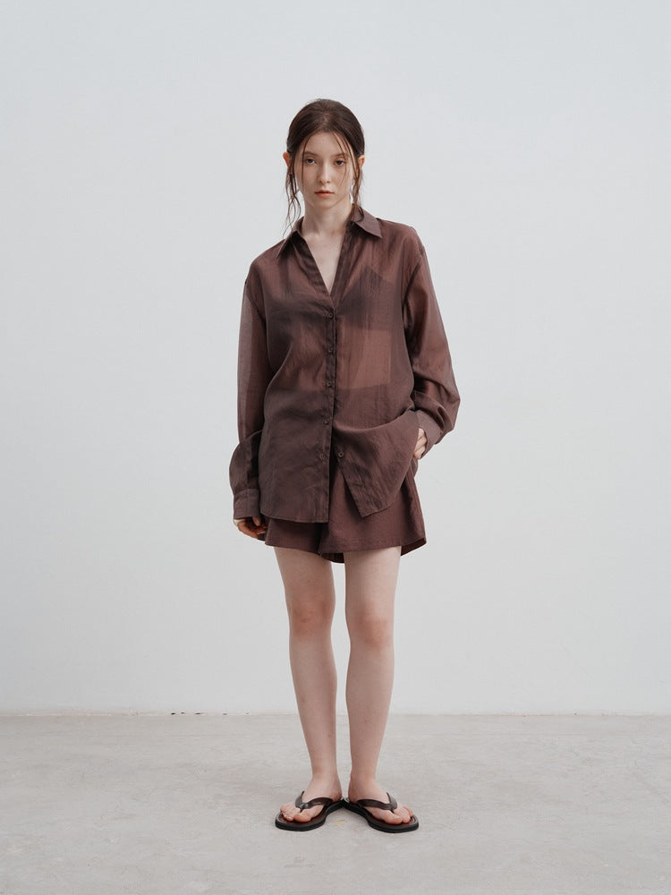 Chemise légère à manches longues avec protection solaire