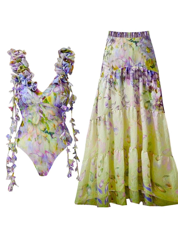 Maillot de bain féérique à nouer et appliqués floraux