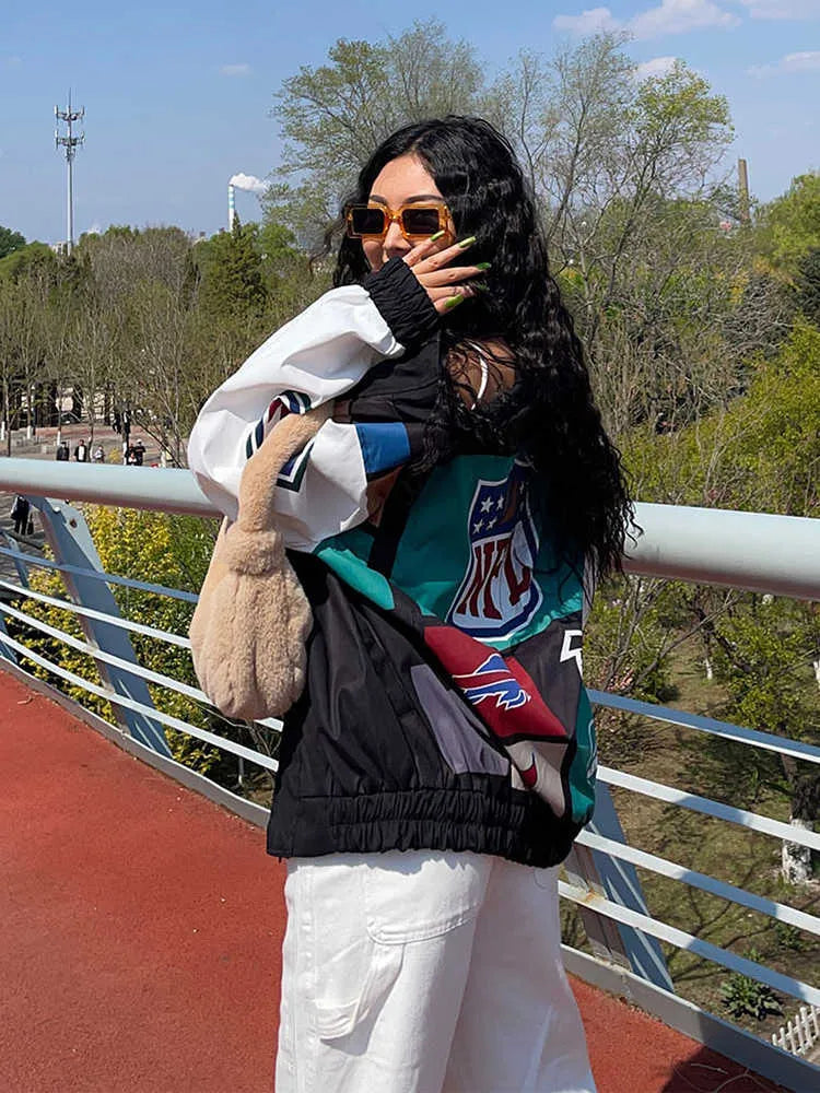 Trench-coat ample à manches longues et blocs de couleur